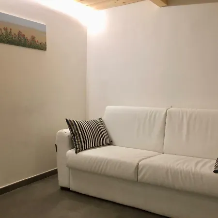 Il Viaggiatore Via Indipendenza 2-2